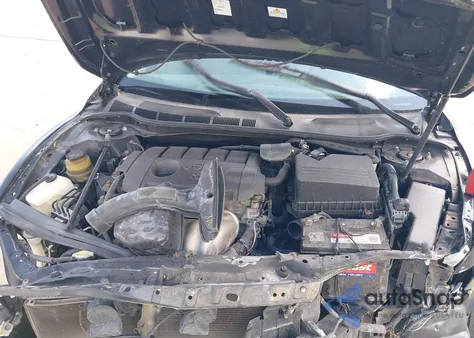 2011 Toyota Camry Le z USA, uszkodzony, nr VIN 4T4BF3EKXBR131453